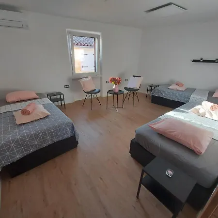 Apartmán Apartma Sufit Belvedere